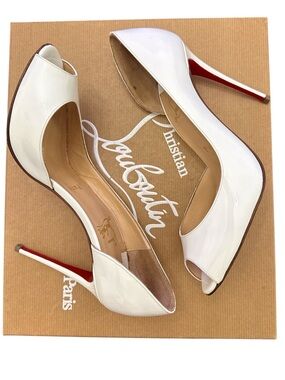 CHRISTIAN LOUBOUTIN Very Privé Patent Leather Heels